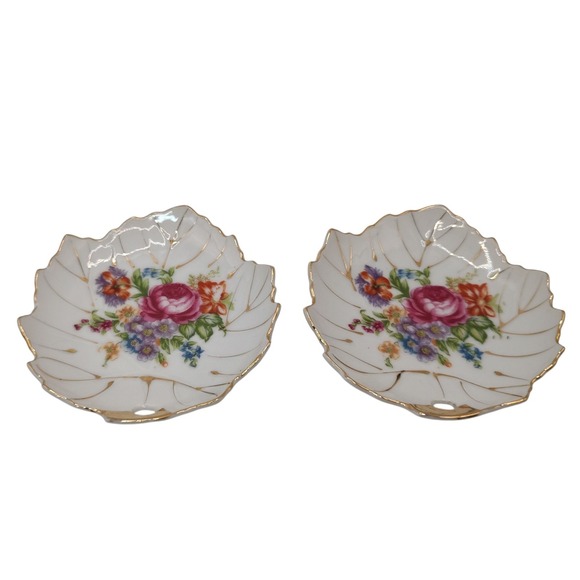 Vintage Nasco Leaf Shaped Plates Floral Bouquet Gold Trim Set of Two 1970s‎ - Picture 4 of 10